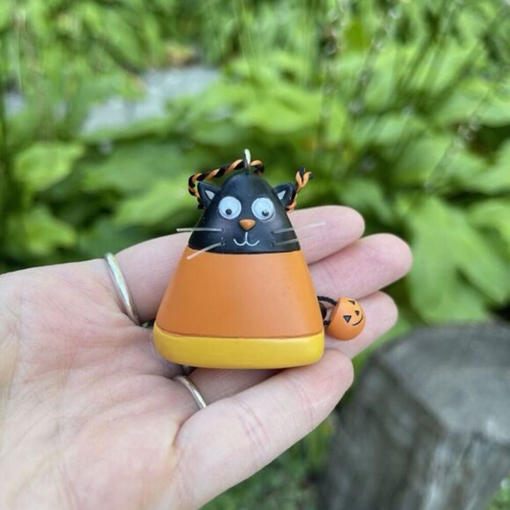 Hallmark Halloween Trimmer Ornaments Sweet‎ and Silly Candy Corn Black Cat Jol